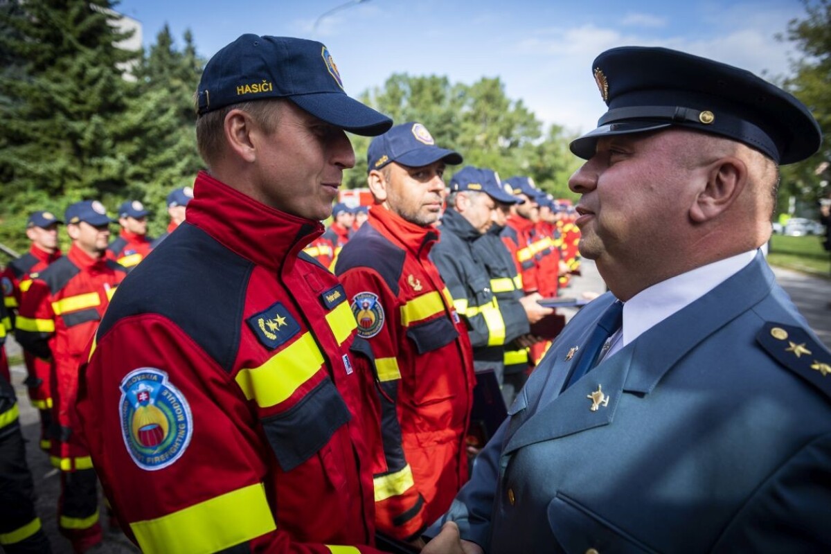 Členovia Modulu hasenia požiarov.