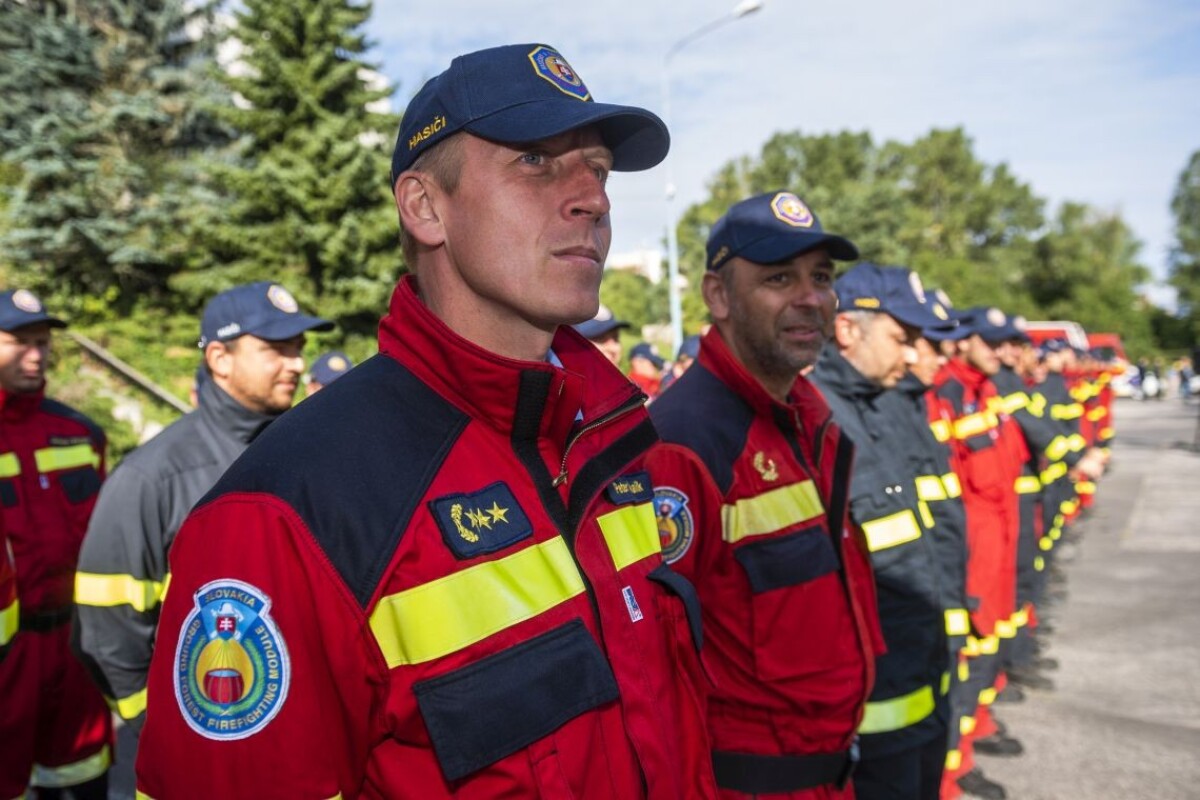 Členovia Modulu hasenia požiarov.