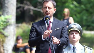 Slovensko nikdy neuzná ilegálnu anexiu Krymu, potvrdil Heger v Kyjeve