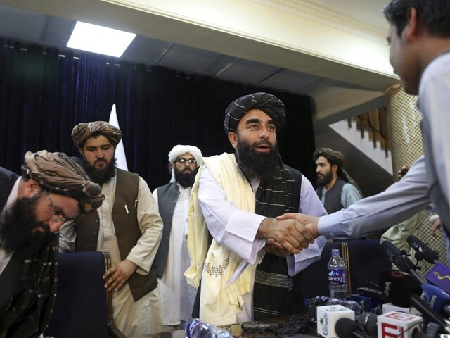Taliban sa stretne s bývalou vládou, chce nadviazať spoluprácu