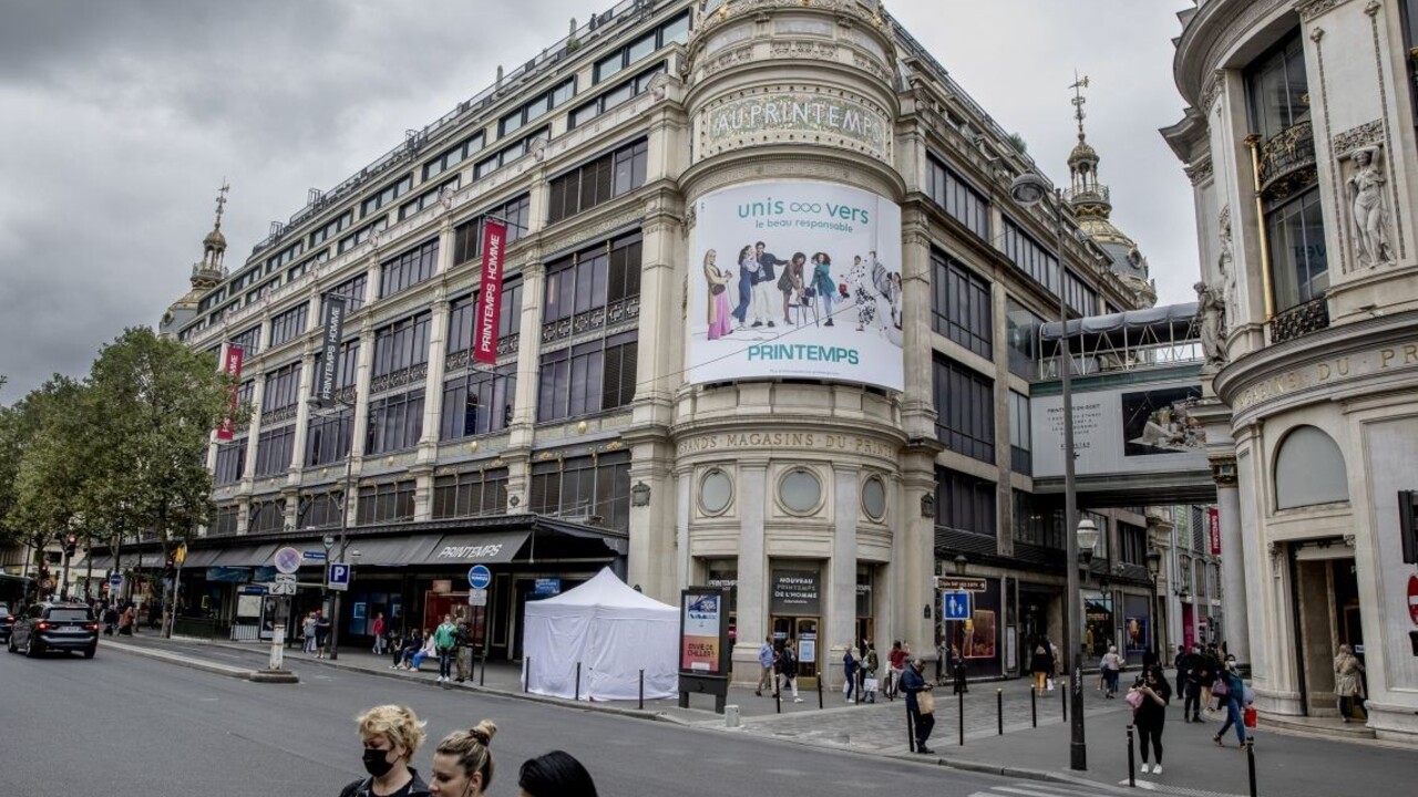 Žiadne davy turistov. Francúzsky cestovný ruch stále zápasí s problémami
