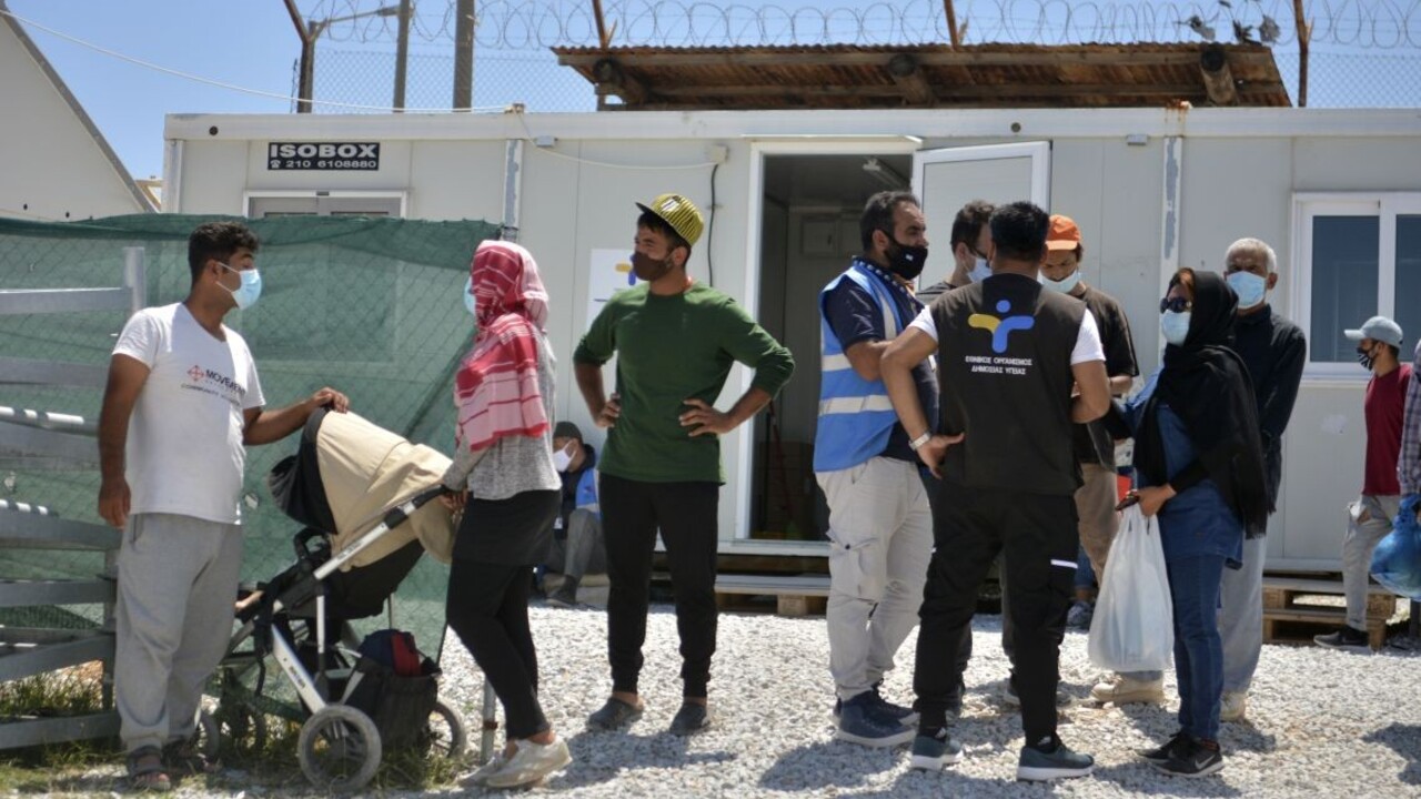 Utečencom na ostrove Lesbos pomáhajú aj Slováci
