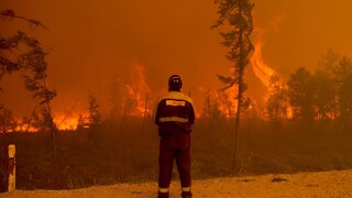 Rusko sužujú rozsiahle požiare, spôsobujú ich neobvykle vysoké teploty