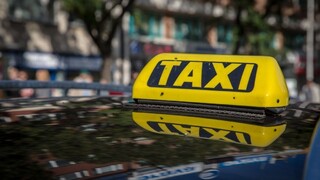 Taxikár povolenú rýchlosť prekročil dvojnásobne, policajti mu zadržali vodičák