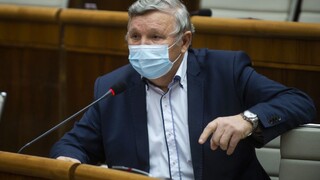 Poslanec Šimko končí v klube ĽSNS, nad vstupom do inej strany nateraz neuvažuje