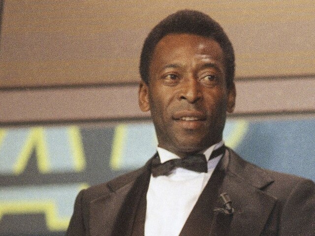 Pelé zostáva na jednotke intenzívnej starostlivosti, zotavuje sa však uspokojivo