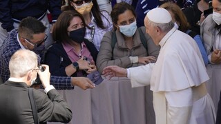 Režim si môžu zvoliť organizátori slobodne, tvrdí úrad v súvislosti s návštevou pápeža
