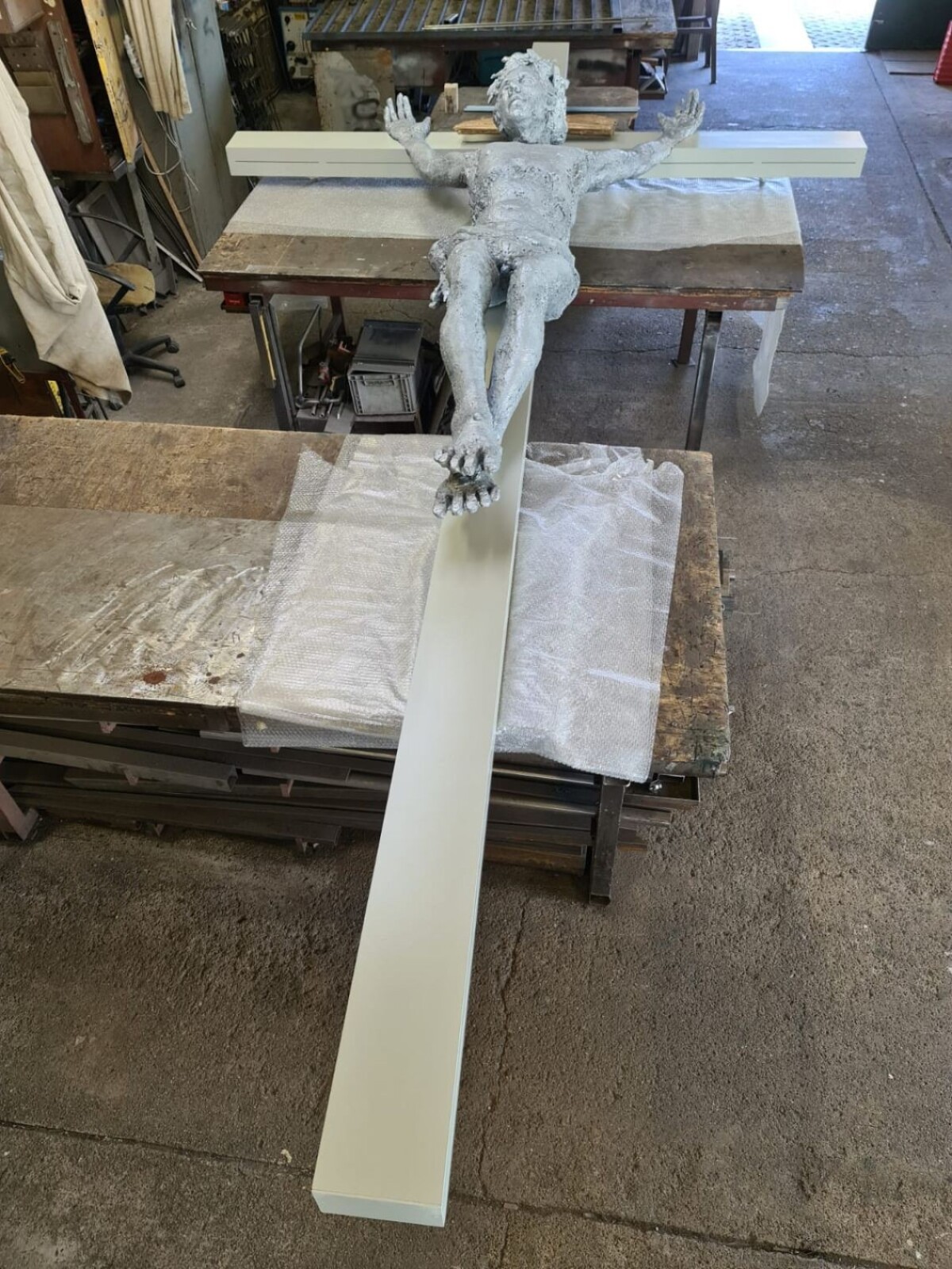 Pápežský kríž vznikal v Zálesí