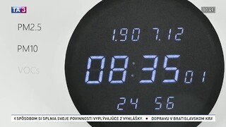 Digitálne hodiny, ktoré slúžia aj ako inteligentný merač kvality vzduchu