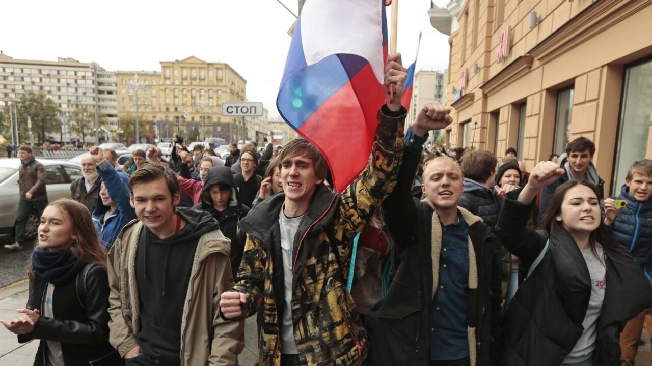 Opozícia zorganizovala v centre Moskvy protest, vyjadrila podporu nezávislým médiám