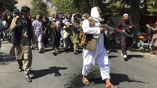 Situácia v Afganistane zostáva neprehľadná. OSN upozorňuje, že sa krajine míňajú zdroje