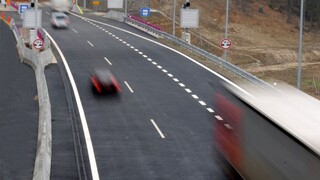 Pozor na zmenu pri Seredi. Jazda po úseku R1 bude od pondelka opäť možná len s platnou diaľničnou známkou