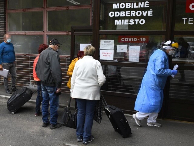 Covid automat: V bordovej fáze je od pondelka 16 okresov, najviac je červených