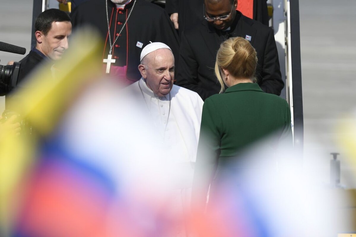 Pápež František a prezidentka SR Zuzana Čaputová.