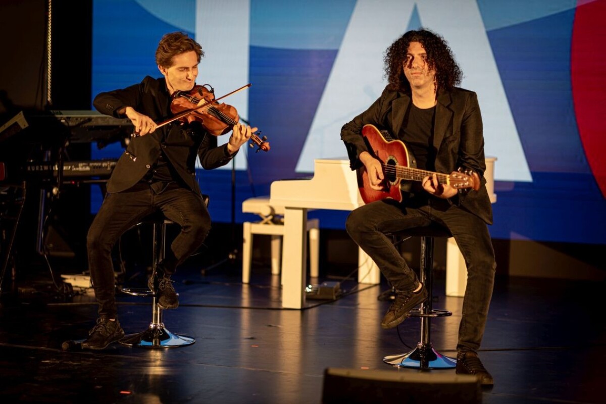 Huslista Filip Jančík bol jedným z tých, ktorí sa postarali o dobrú náladu.