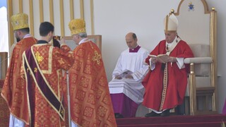 Pápež sa prihovoril veriacim v Prešove: Kresťanstvo bez kríža je svetské