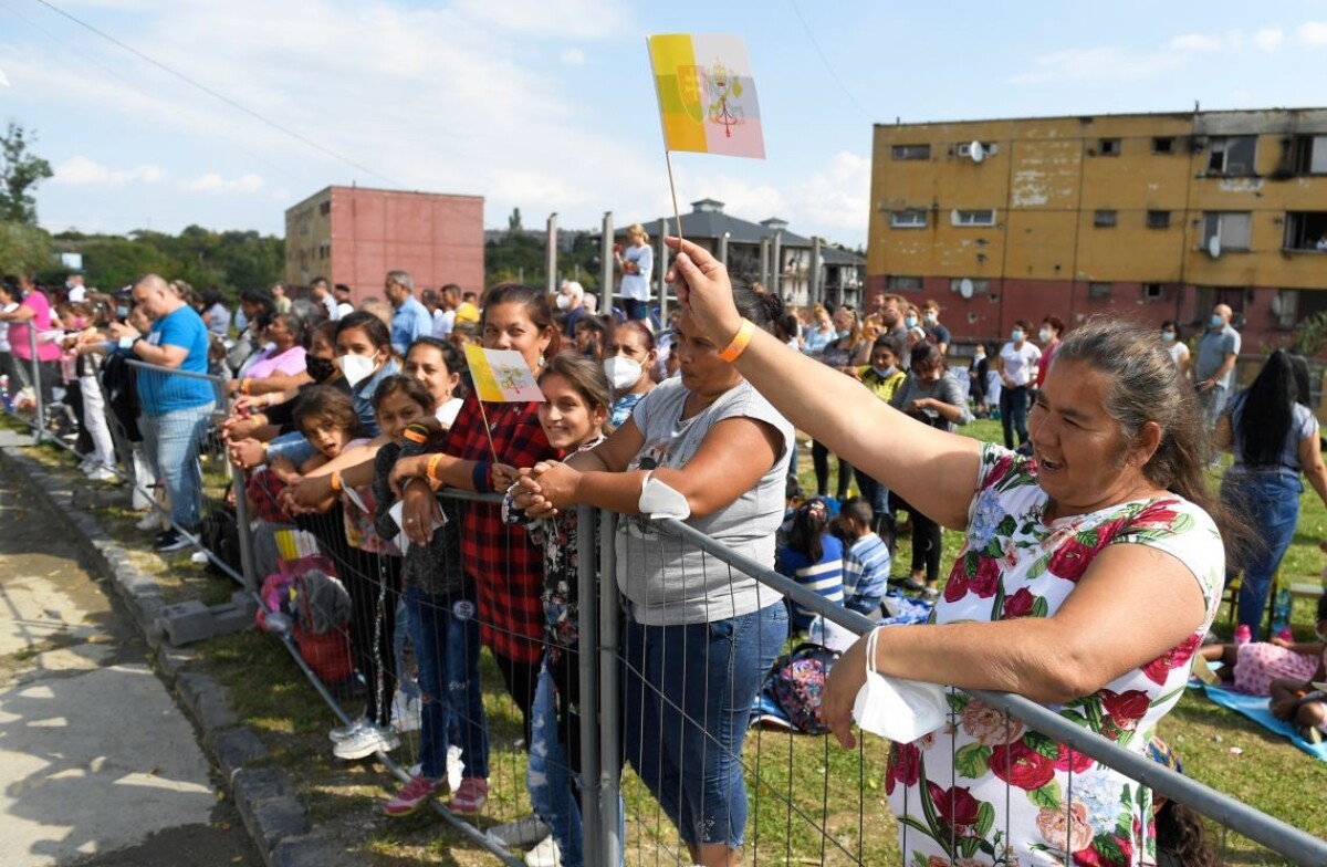 Rómovia z Lunika IX očakávali príchod pápeža Františka.