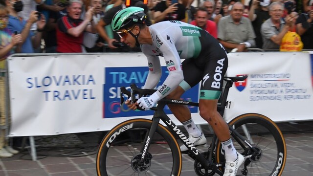 Okolo Slovenska: Sagan obsadil druhé miesto, triumfoval Kolumbijčan