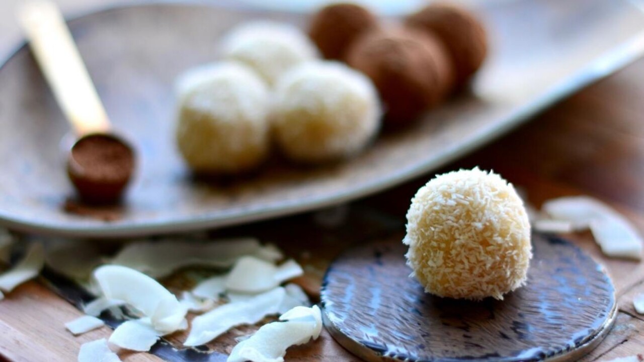 RECEPT Rýchle mandľové raw guličky zo štyroch surovín