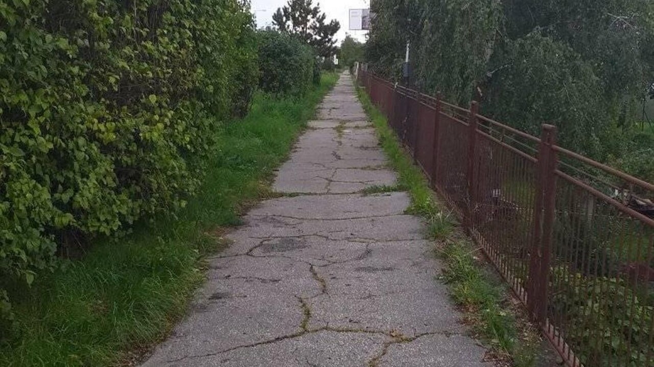 Pre útočníka z Trenčína, ktorý bodal do chrbta 17-ročné dievča, žiadajú väzbu