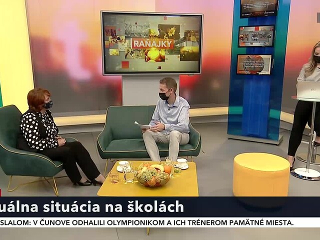 Mnohé triedy zostali v karanténe. Ako zvládajú školy nárast infikovaných?