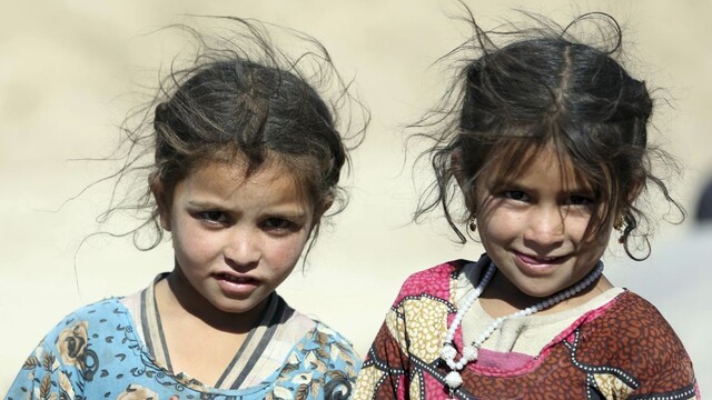 Taliban sľubuje návrat dievčat do škôl tak rýchlo, ako to bude možné