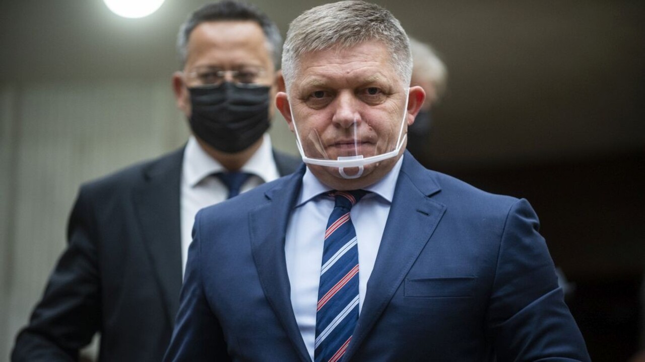 Smer plánuje štyri mimoriadne schôdze o očkovaní detí či o cenách energií