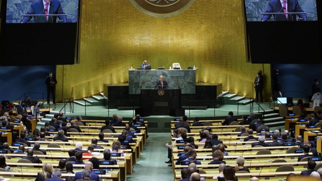 Brazílsky minister mal pozitívny test. Bol na Valnom zhromaždení OSN