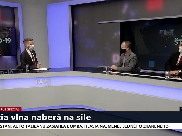 Máme vakcínu, ale nižšiu disciplínu. Kedy očakávajú Krčméry a Bošňák pokles nakazených?