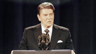 Muž, ktorý postrelil Reagana, má byť bezpodmienečne prepustený