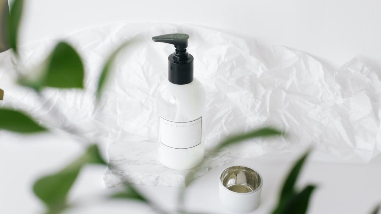 Kozie mlieko je elixír mladosti. Urobte si s ním kúpeľ ako Kleopatra