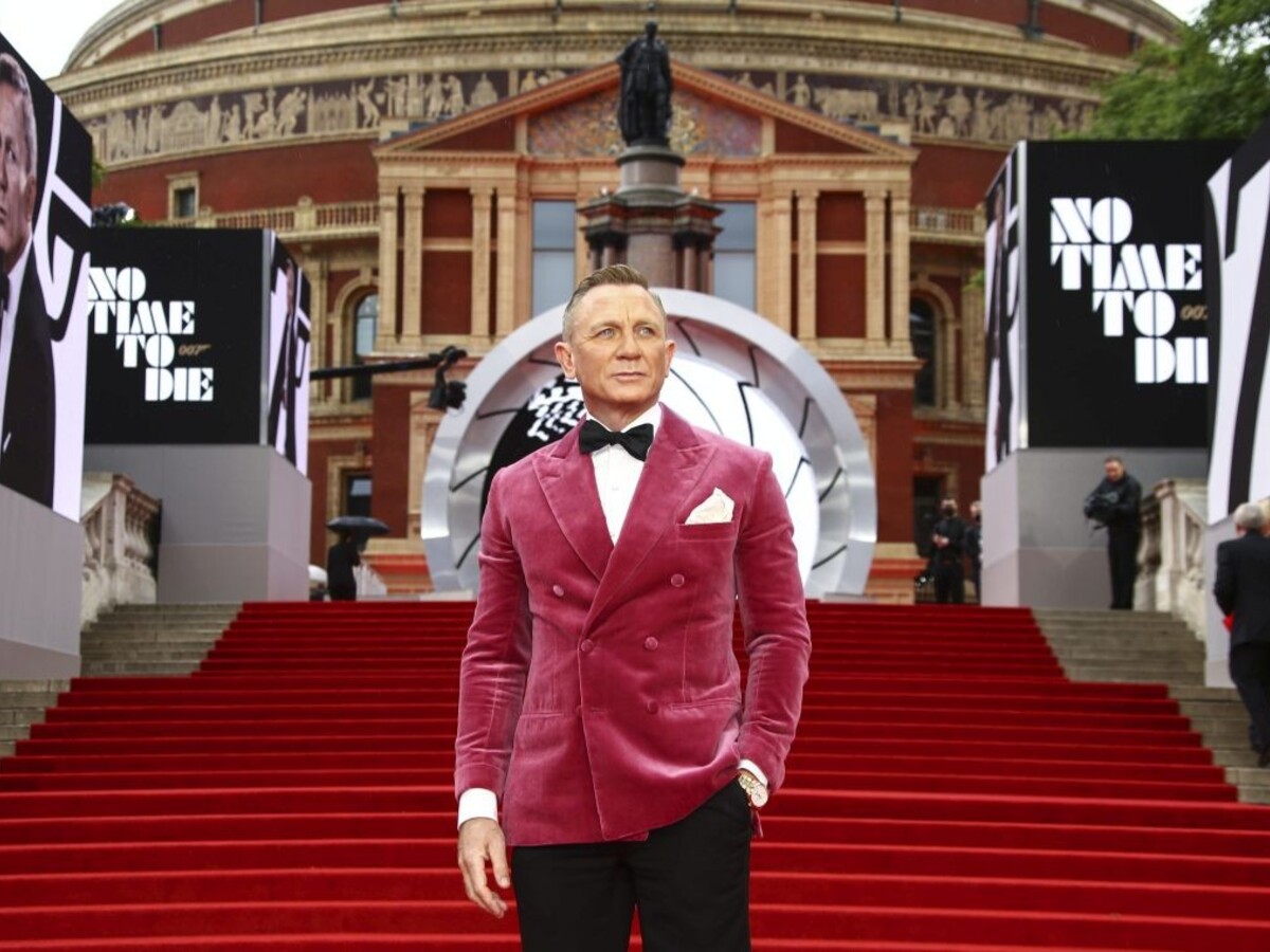 Nová bondovka má za sebou svetovú premiéru, Craig sa lúčil s úlohou agenta 007