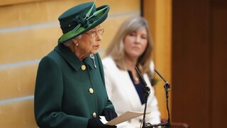 Pozornosť sveta sa bude upierať na Škótsko, vyhlásila britská kráľovná v súvislosti s klimatickým summitom