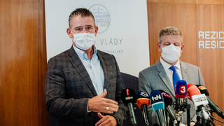 Vláda bude schvaľovať nové opatrenia. Naď a Mikulec prezradili, či opäť čakajú prekvapenia