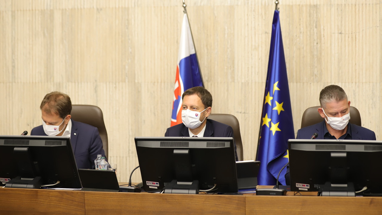 Rokovanie vlády NR SR