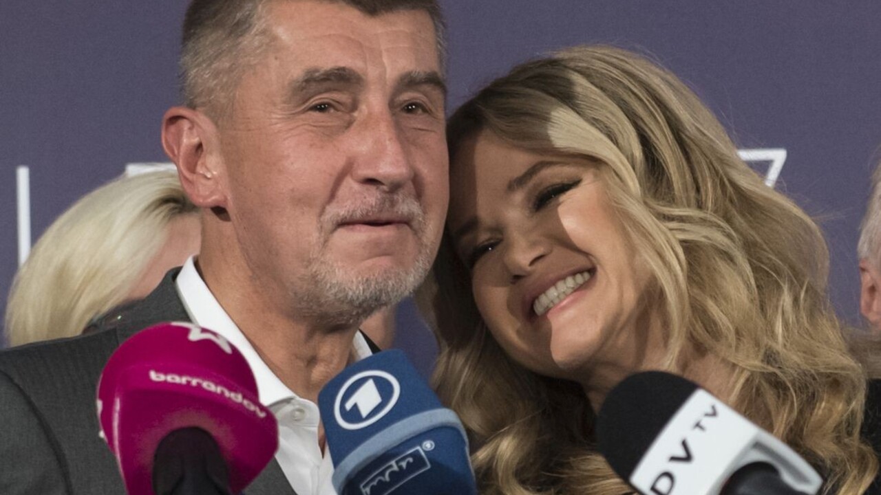 Posledná debata pred voľbami bola búrlivá, zaznelo veľa kritiky i hlasy manželiek