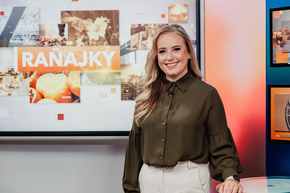 Nikola Detáriová je členkou tímu relácie Raňajky.
