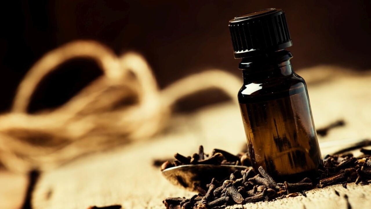 Klinčeková pleťová voda na mastnú i zmiešanú pleť: Takto si ju pripravíte samy doma