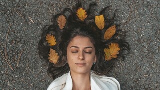 Dosiahnite dokonalý účes. Odstráňte najčastejšie jesenné vlasové problémy