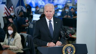 Clinton sa má dobre a čoskoro ho prepustia z nemocnice, tvrdí Biden