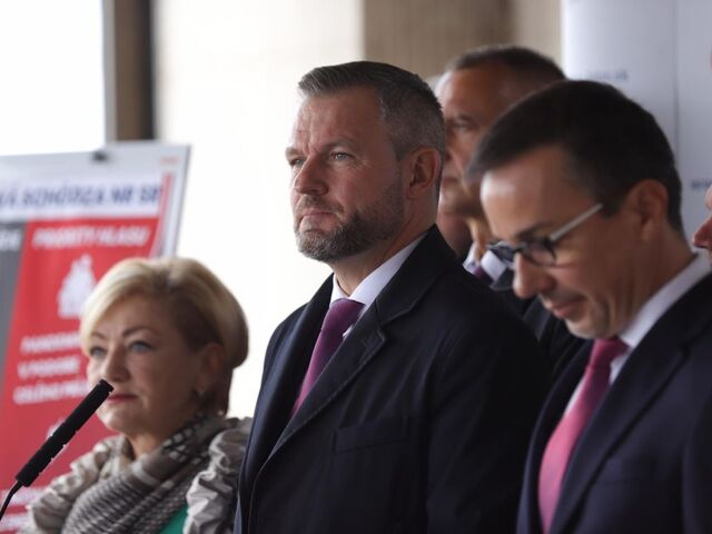 Hlas k ekonomickej kríze: Ak budú opatrenia racionálne a rozumné, politika pôjde bokom