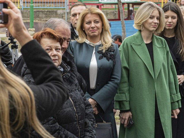 Emma Čaputová reagovala na poslanca Tarabu. Na šikanu má vlastný názor