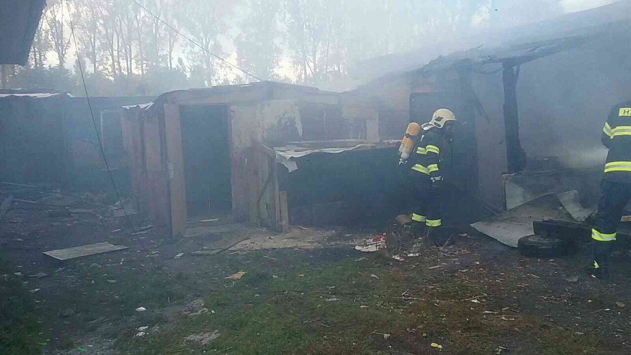 Pri požiari v osade Hlboké v Liptovskom Mikuláši zomreli dve deti