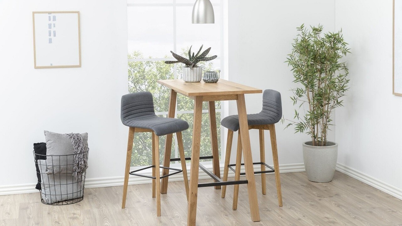 Oplatí sa mať doma barovú stoličku?  Aké sú výhody barovej stoličky?