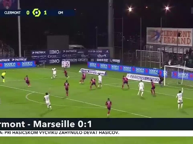 Marseille je po výhre v tabuľke tretie, mužstvu Clermond Ferrand patrí pätnásta priečka