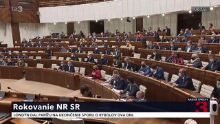 Rokovanie parlamentu pokračuje. Poslanci schválili zákony z dielne ministerstva financií