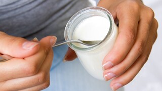 Užívať probiotiká vo forme tabliet alebo v jogurte? Vedci vysvetlili, či vôbec prežijú dobré baktérie trávenie