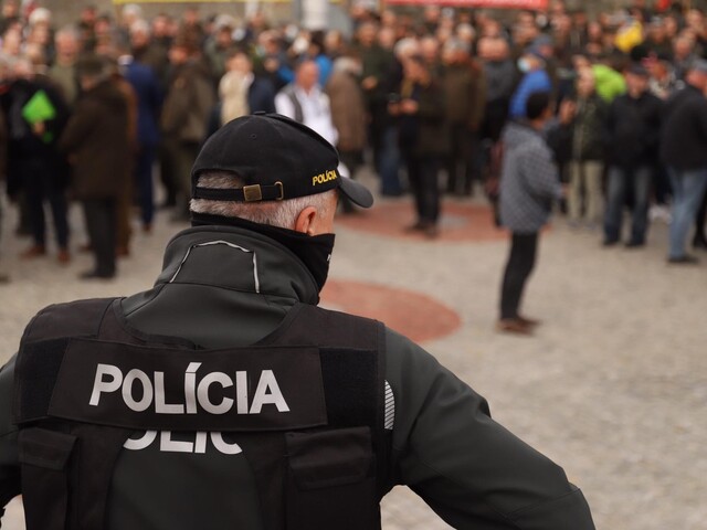 Polícia pripravila opatrenia v súvislosti s protestami v Bratislave, pripravený je aj antikonfliktný tím