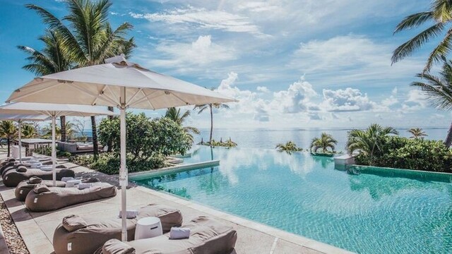 Hotel Long Beach - A Sun Resort Mauritius.
