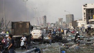 Mohutný výbuch v Bejrúte stále nemá vinníka. Na vyšetrujúceho sudcu podali už tretiu žalobu
